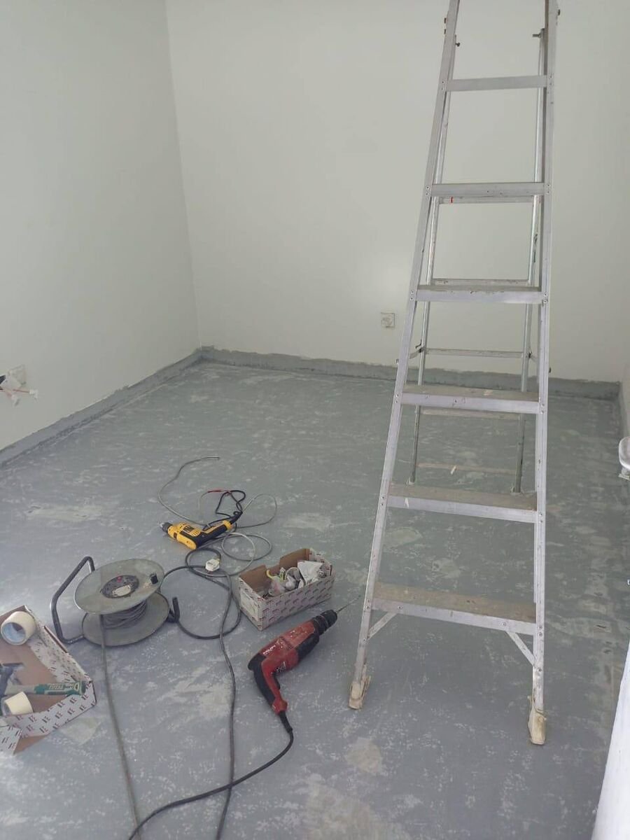 Room prepared and primed, ready for the finish coat.